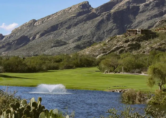 Holiday home Heated Pool, Spa, 4 Bedroom 3.5 Ba, Mountain Views Tucson